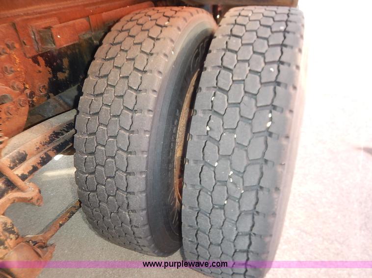 image for item K1708 2001 Sterling LT7501 dump truck