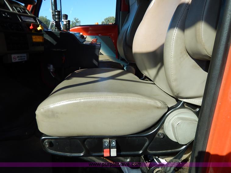 image for item K1709 2001 Sterling LT7501 dump truck