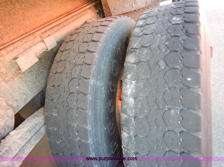 image for item K1709 2001 Sterling LT7501 dump truck