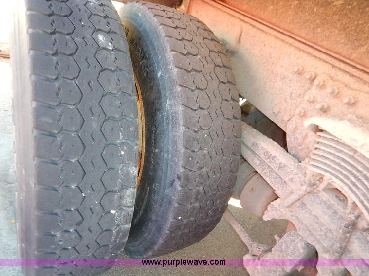 image for item K1709 2001 Sterling LT7501 dump truck