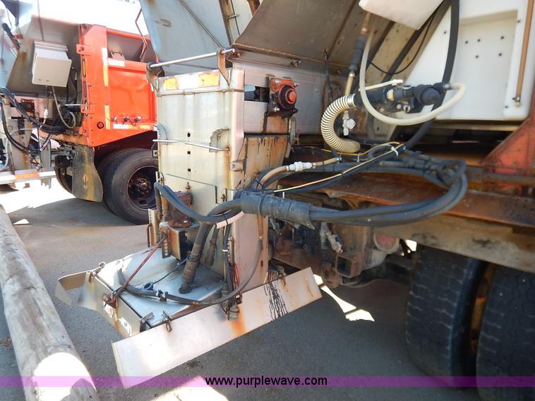 image for item K1709 2001 Sterling LT7501 dump truck