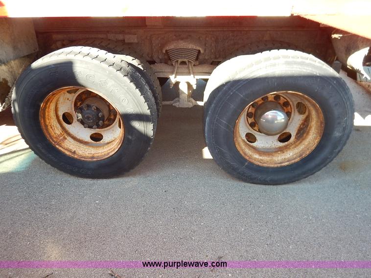 image for item K1709 2001 Sterling LT7501 dump truck