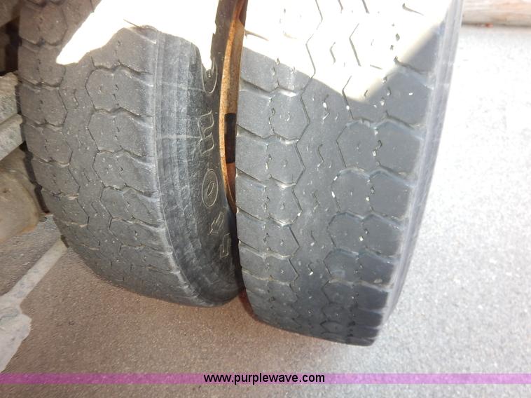 image for item K1709 2001 Sterling LT7501 dump truck