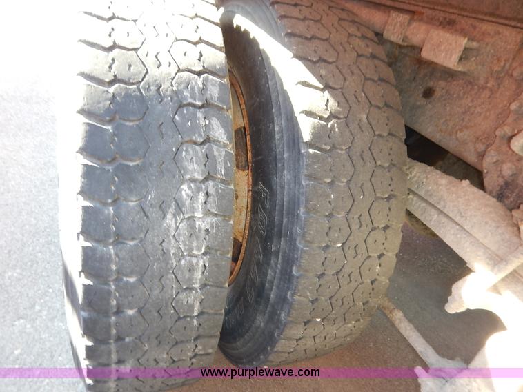 image for item K1709 2001 Sterling LT7501 dump truck