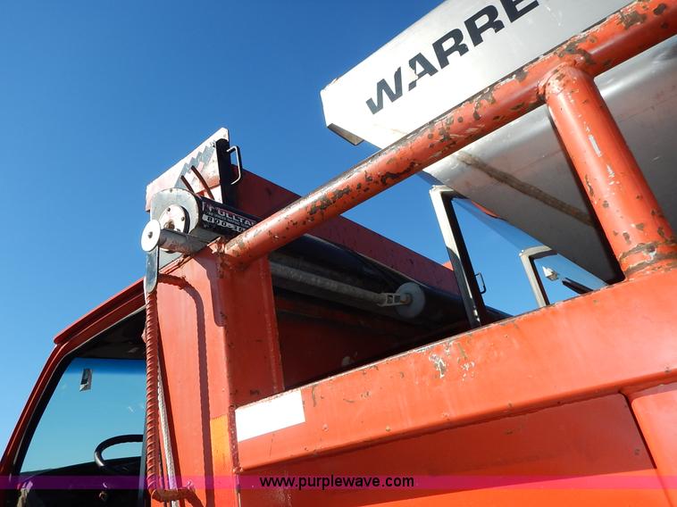 image for item K1709 2001 Sterling LT7501 dump truck