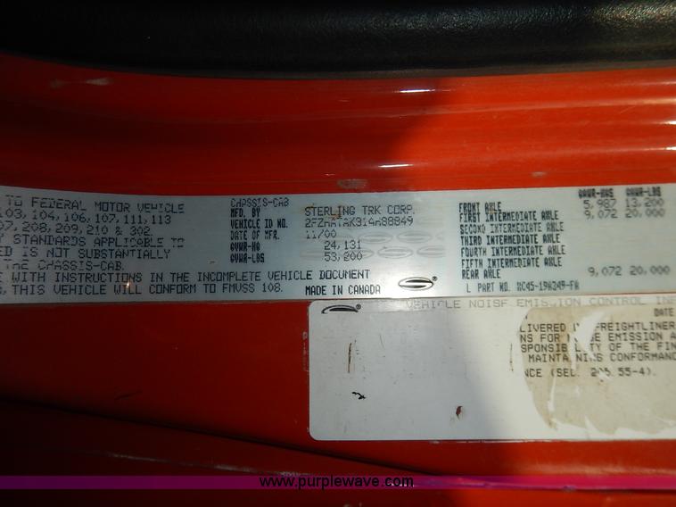 image for item K1709 2001 Sterling LT7501 dump truck