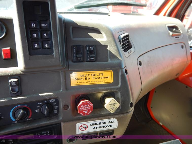 image for item K1710 2001 Sterling LT7501 dump truck