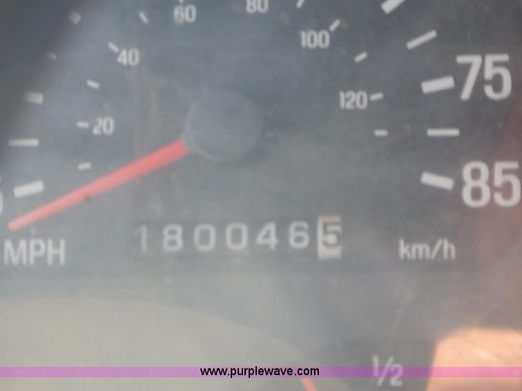 image for item K1710 2001 Sterling LT7501 dump truck