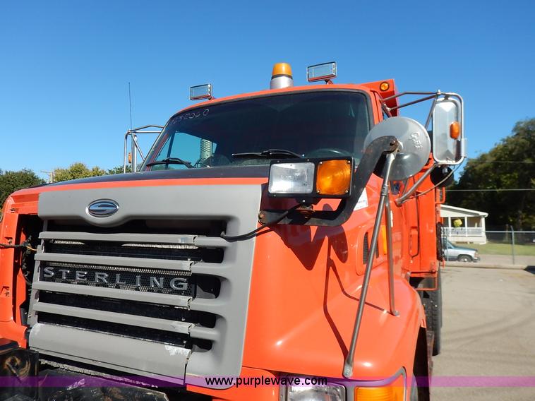 image for item K1710 2001 Sterling LT7501 dump truck