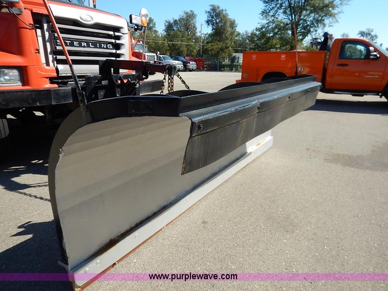 image for item K1710 2001 Sterling LT7501 dump truck