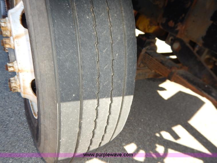 image for item K1710 2001 Sterling LT7501 dump truck