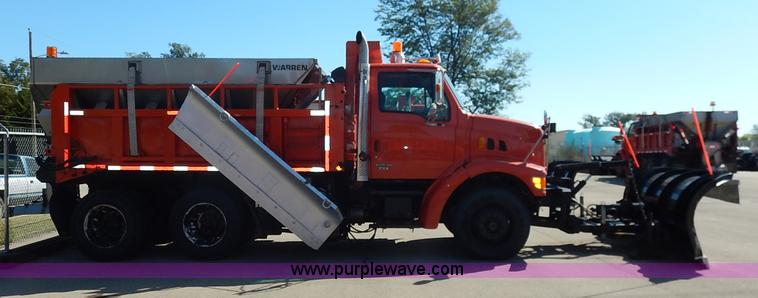 image for item K1711 2001 Sterling LT7501 dump truck
