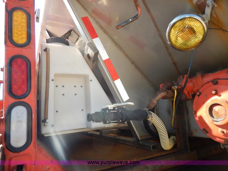 image for item K1711 2001 Sterling LT7501 dump truck