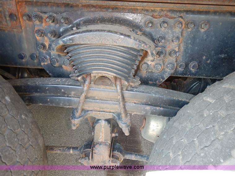 image for item K1711 2001 Sterling LT7501 dump truck