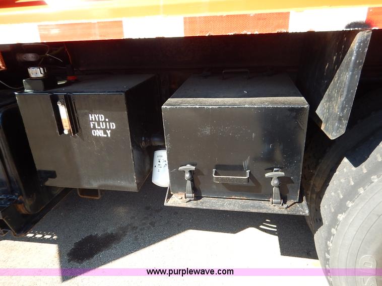 image for item K1711 2001 Sterling LT7501 dump truck