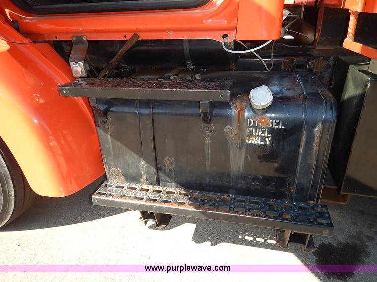 image for item K1711 2001 Sterling LT7501 dump truck