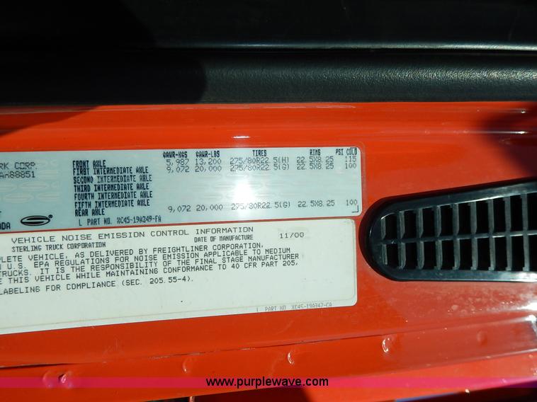 image for item K1711 2001 Sterling LT7501 dump truck