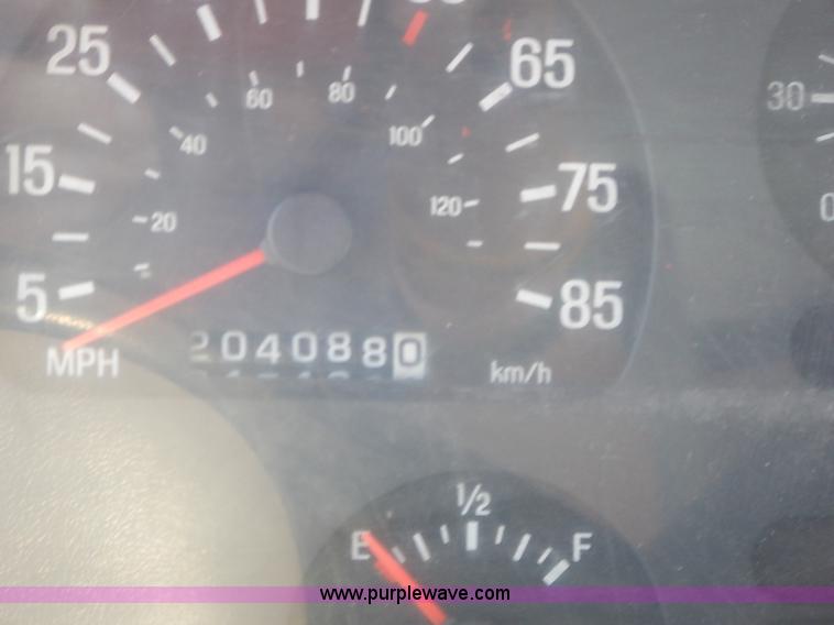 image for item K1712 2001 Sterling LT7501 dump truck