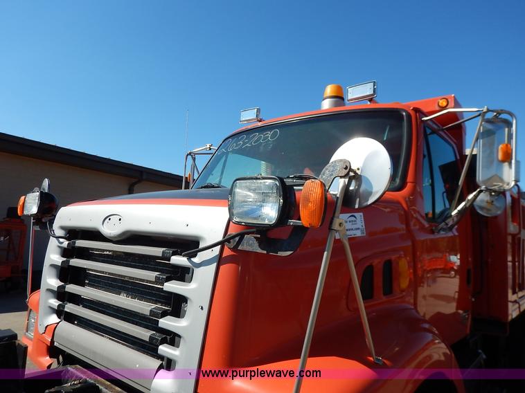 image for item K1712 2001 Sterling LT7501 dump truck