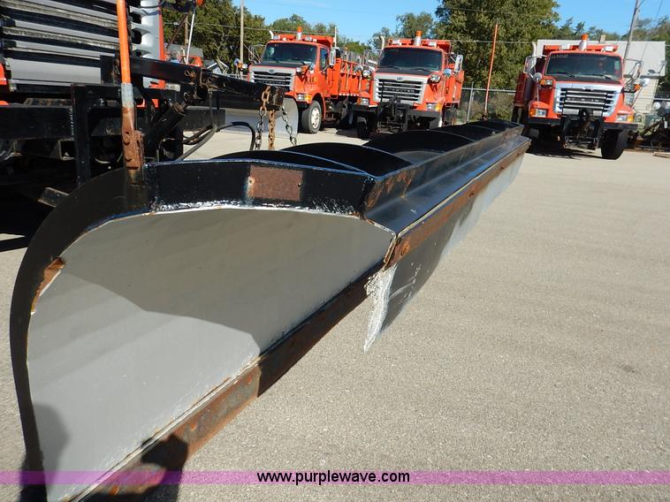 image for item K1712 2001 Sterling LT7501 dump truck