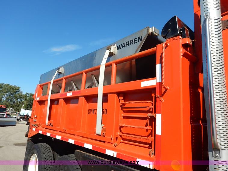 image for item K1712 2001 Sterling LT7501 dump truck