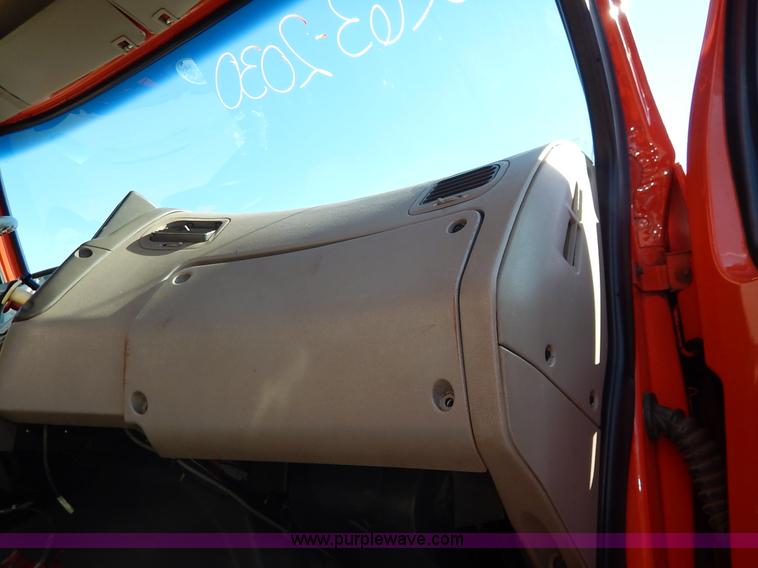 image for item K1712 2001 Sterling LT7501 dump truck