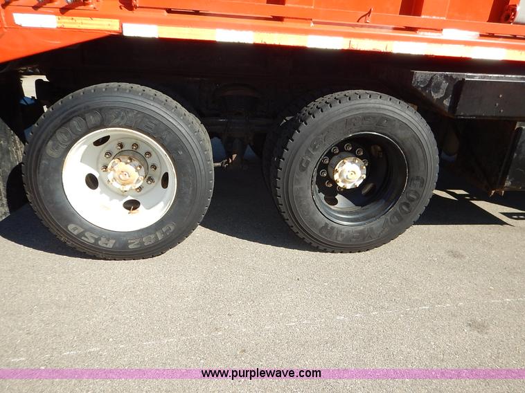 image for item K1712 2001 Sterling LT7501 dump truck