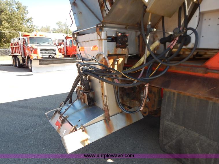 image for item K1712 2001 Sterling LT7501 dump truck