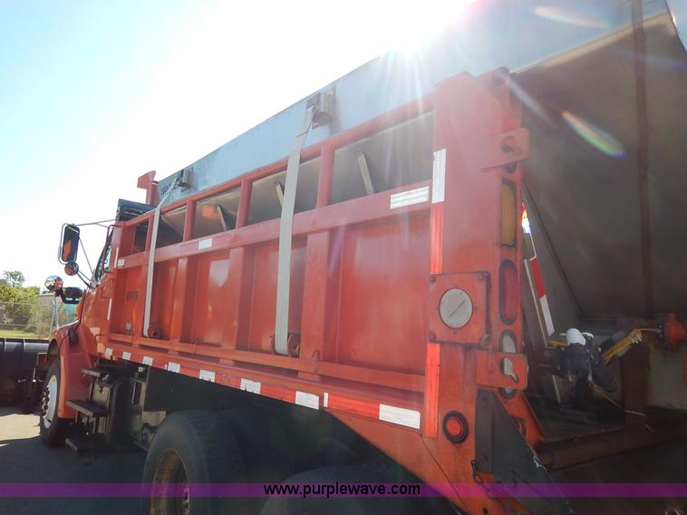 image for item K1712 2001 Sterling LT7501 dump truck