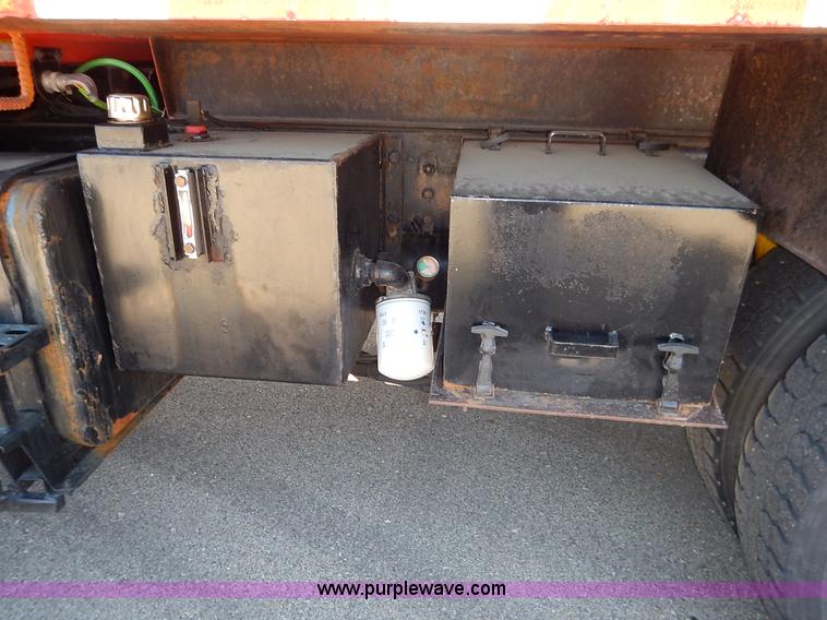 image for item K1712 2001 Sterling LT7501 dump truck