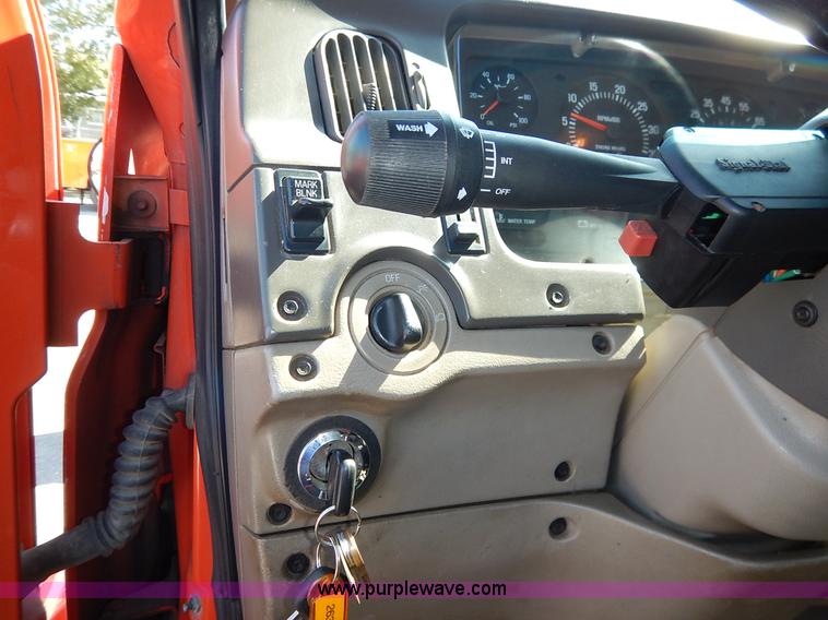 image for item K1713 2001 Sterling LT7501 dump truck