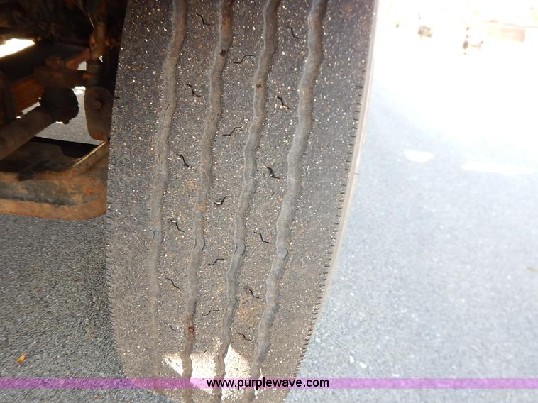 image for item K1713 2001 Sterling LT7501 dump truck