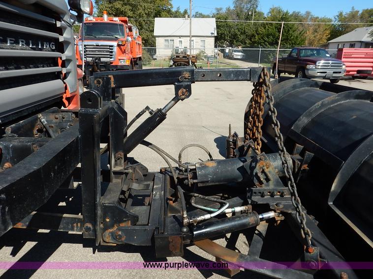 image for item K1713 2001 Sterling LT7501 dump truck