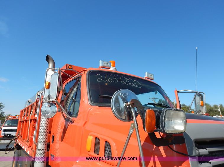 image for item K1713 2001 Sterling LT7501 dump truck