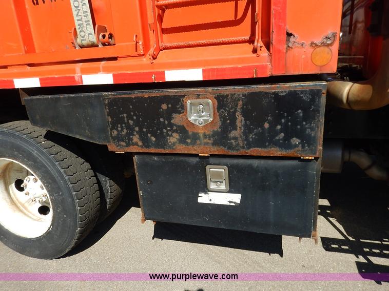image for item K1713 2001 Sterling LT7501 dump truck