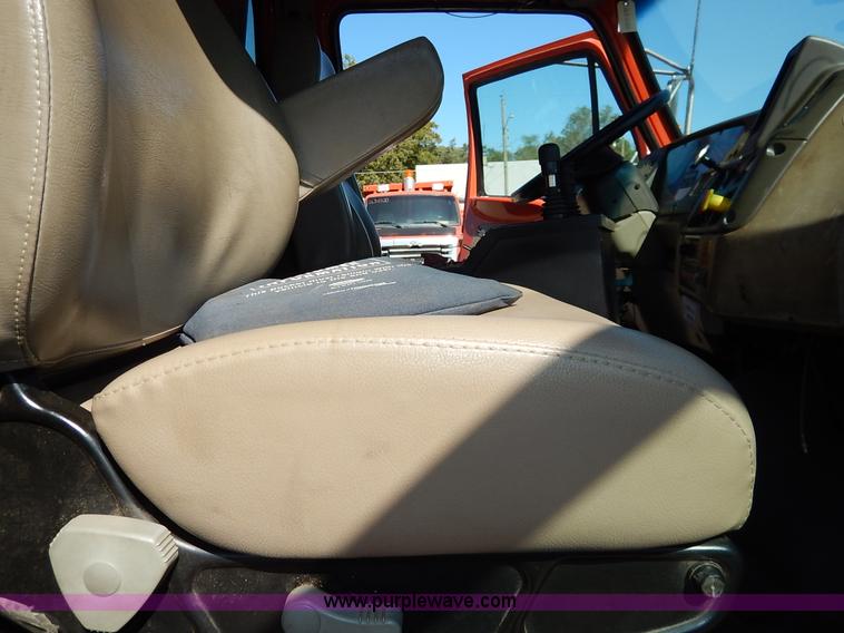 image for item K1713 2001 Sterling LT7501 dump truck