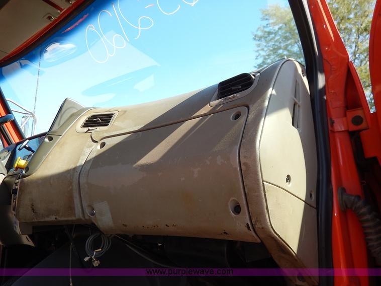 image for item K1713 2001 Sterling LT7501 dump truck