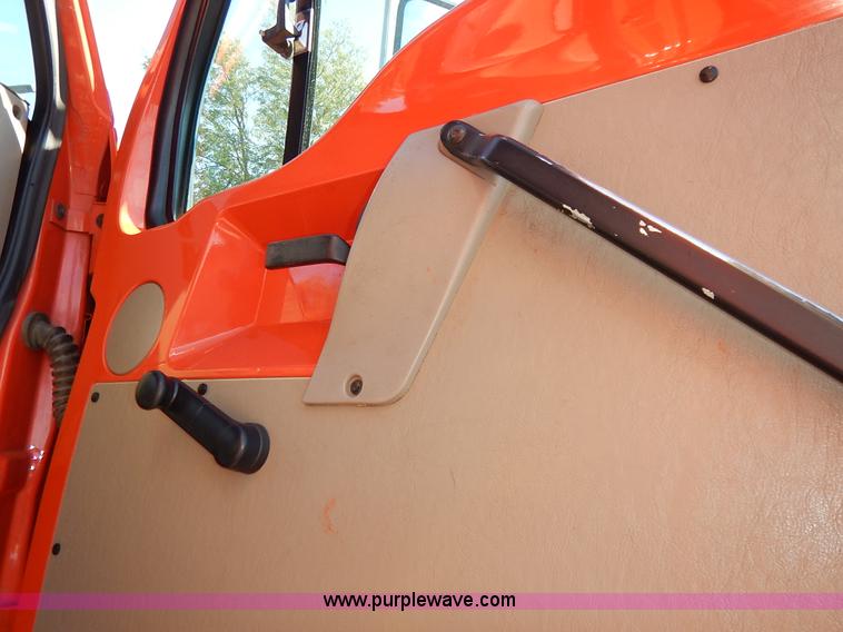 image for item K1713 2001 Sterling LT7501 dump truck