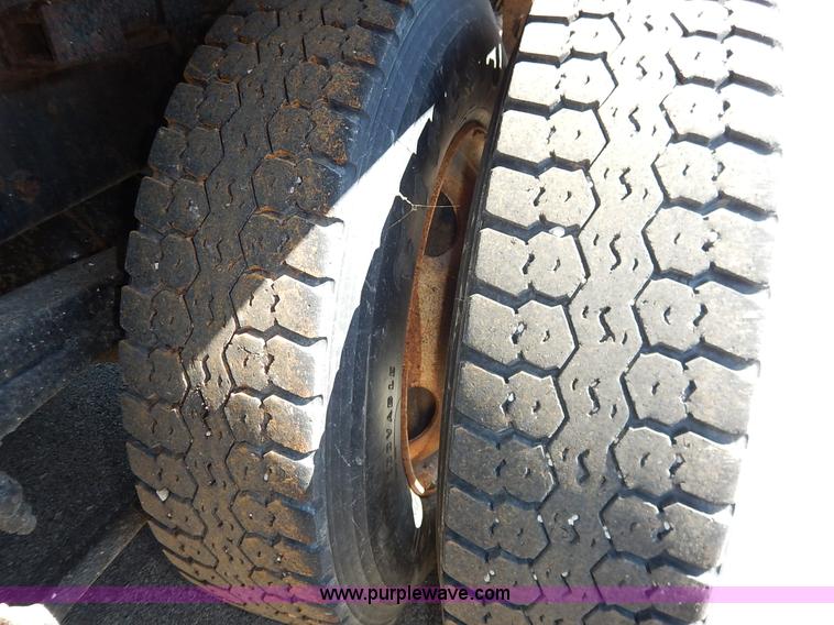 image for item K1713 2001 Sterling LT7501 dump truck