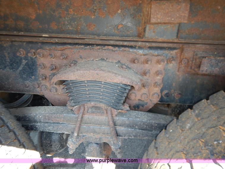 image for item K1713 2001 Sterling LT7501 dump truck