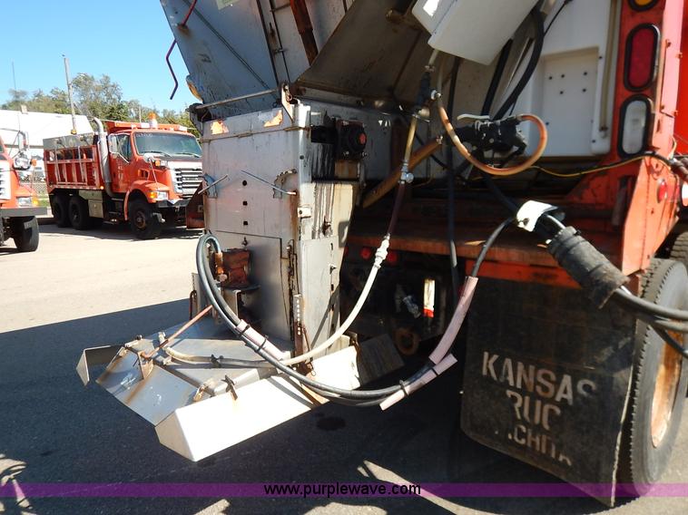 image for item K1713 2001 Sterling LT7501 dump truck