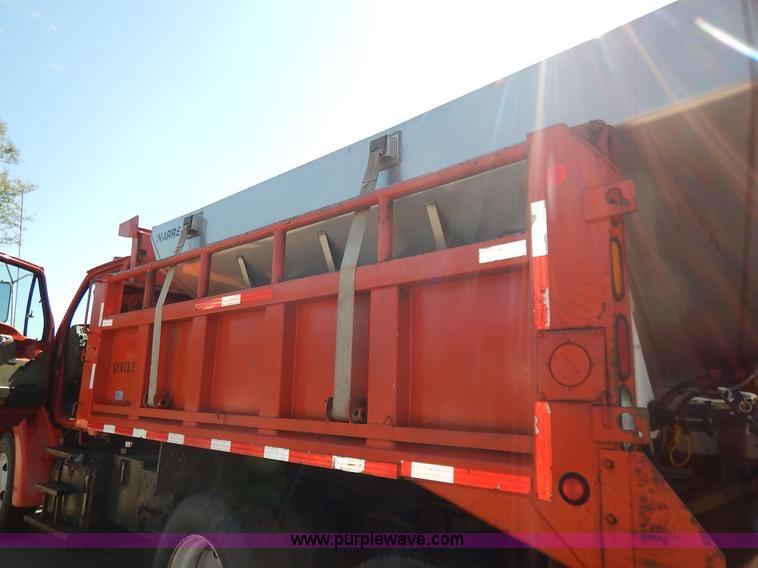 image for item K1713 2001 Sterling LT7501 dump truck