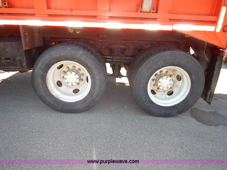 image for item K1713 2001 Sterling LT7501 dump truck