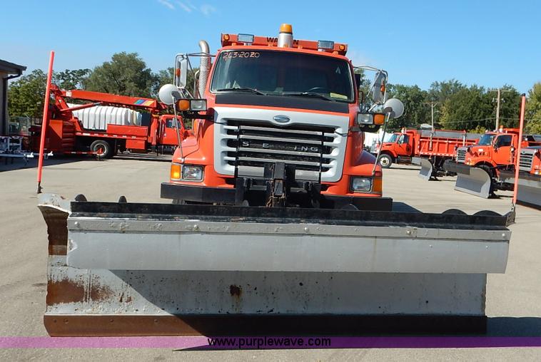 image for item K1714 2001 Sterling LT7501 dump truck