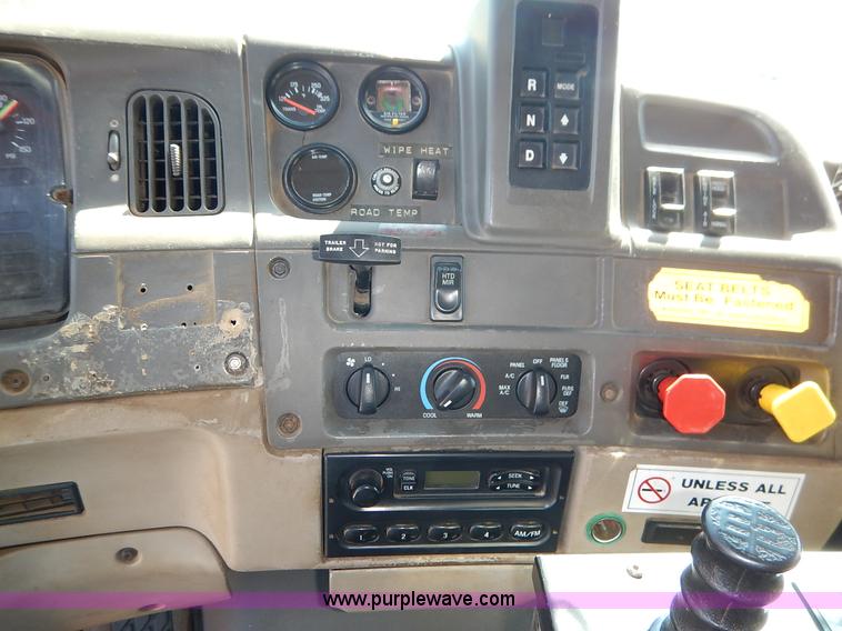 image for item K1714 2001 Sterling LT7501 dump truck