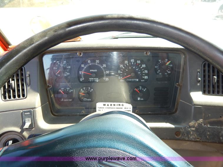 image for item K1714 2001 Sterling LT7501 dump truck