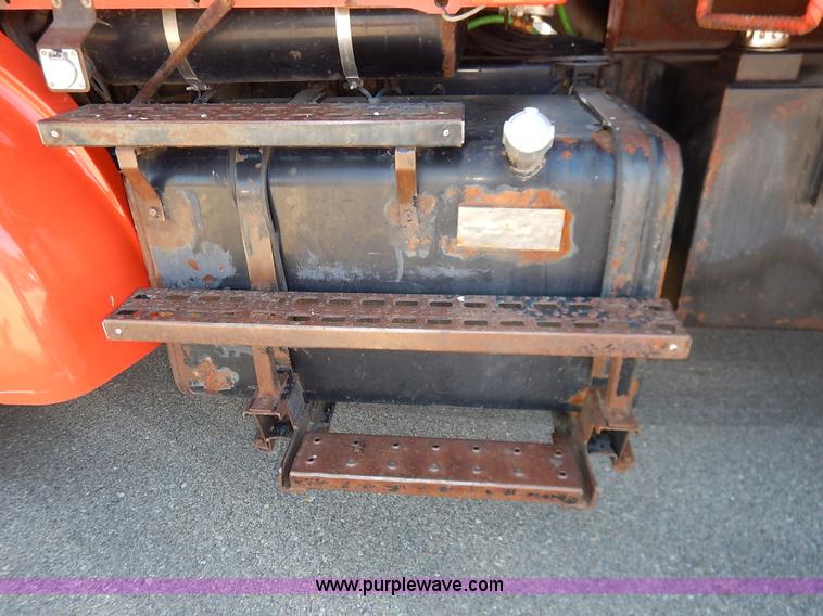 image for item K1714 2001 Sterling LT7501 dump truck