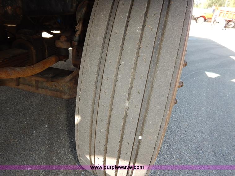 image for item K1714 2001 Sterling LT7501 dump truck