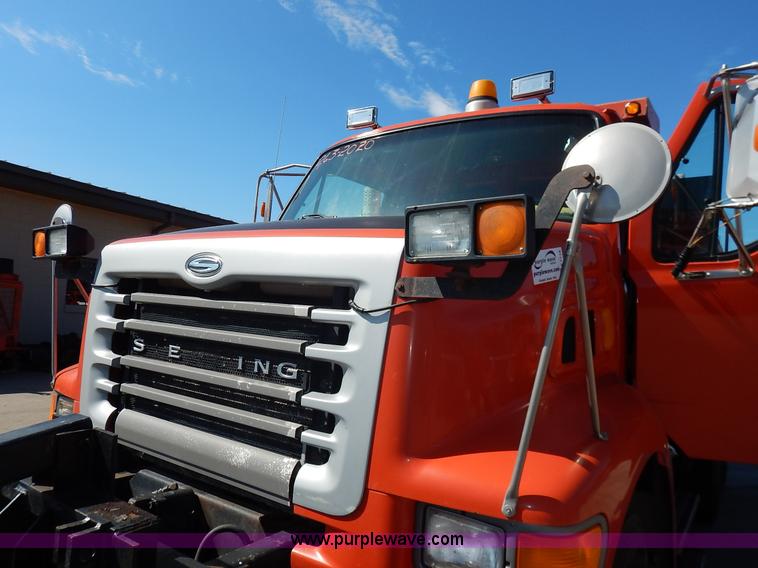 image for item K1714 2001 Sterling LT7501 dump truck