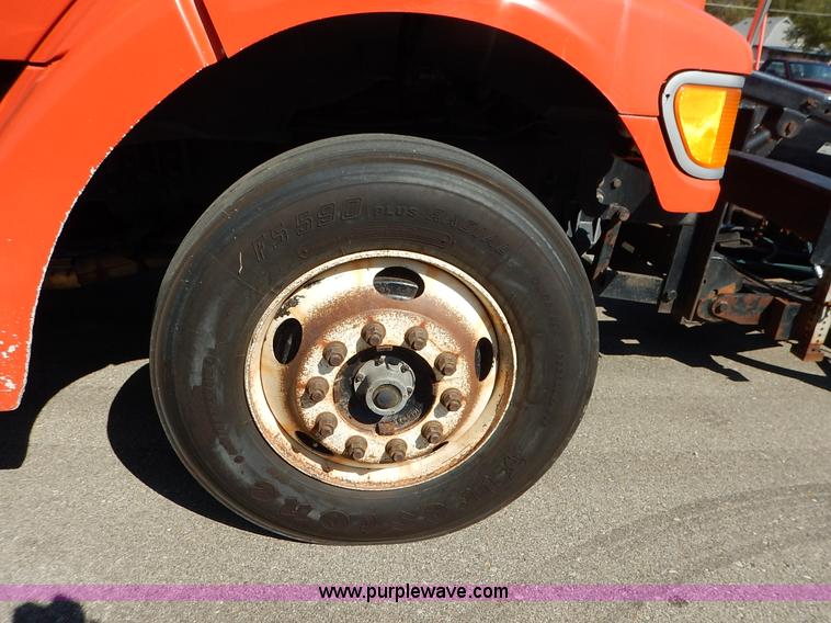 image for item K1714 2001 Sterling LT7501 dump truck